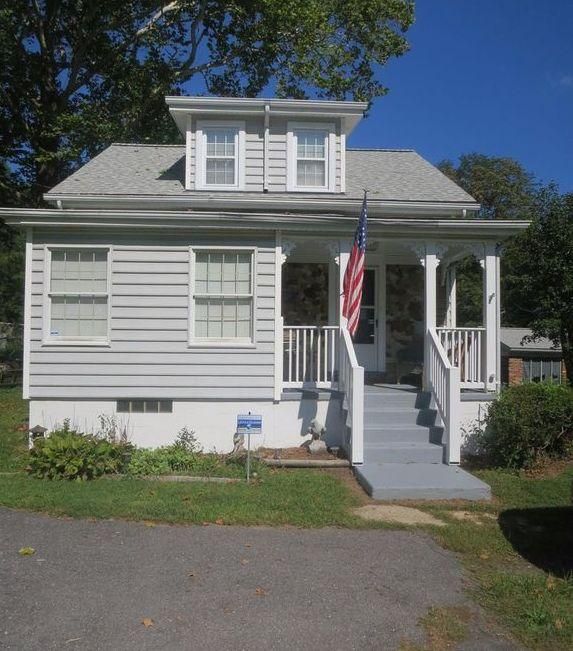 2209 Norbeck Rd, Silver Spring, MD 20906