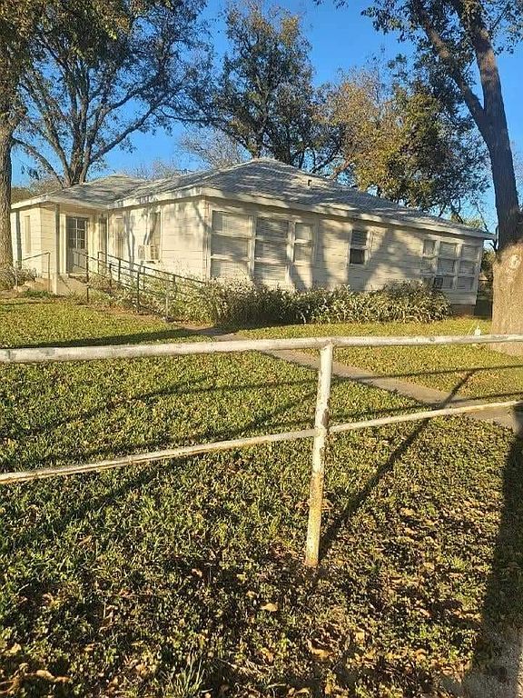 508 N High St, San Saba, TX 76877 Trulia