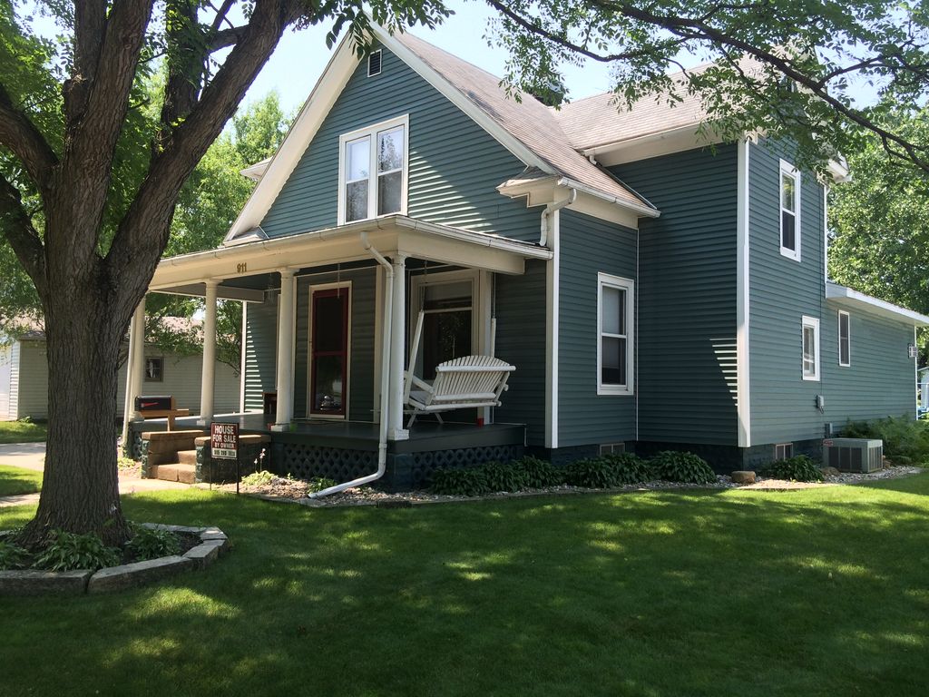 911 Elm Ave, Story City, IA 50248 Trulia