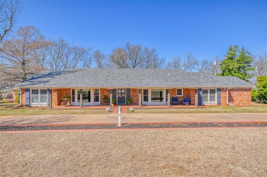 108 Maple Ln, Chickasha, OK - 4 Bed, 4 Bath Single-Family Home - 36