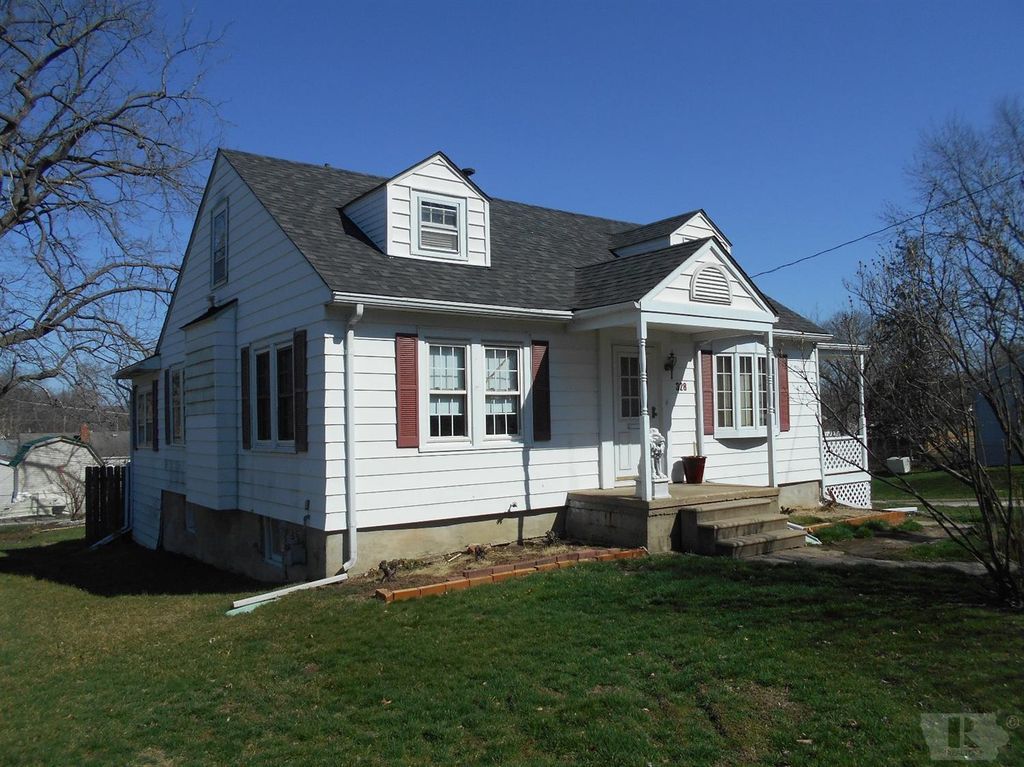 328 N Quincy Ave, Ottumwa, IA 52501 Trulia
