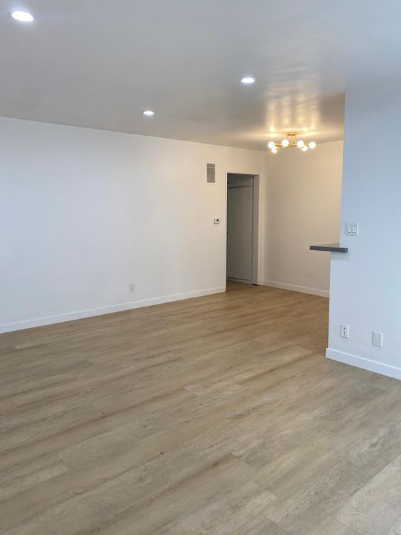1638 Granville Ave #7, Los Angeles, CA 90025
