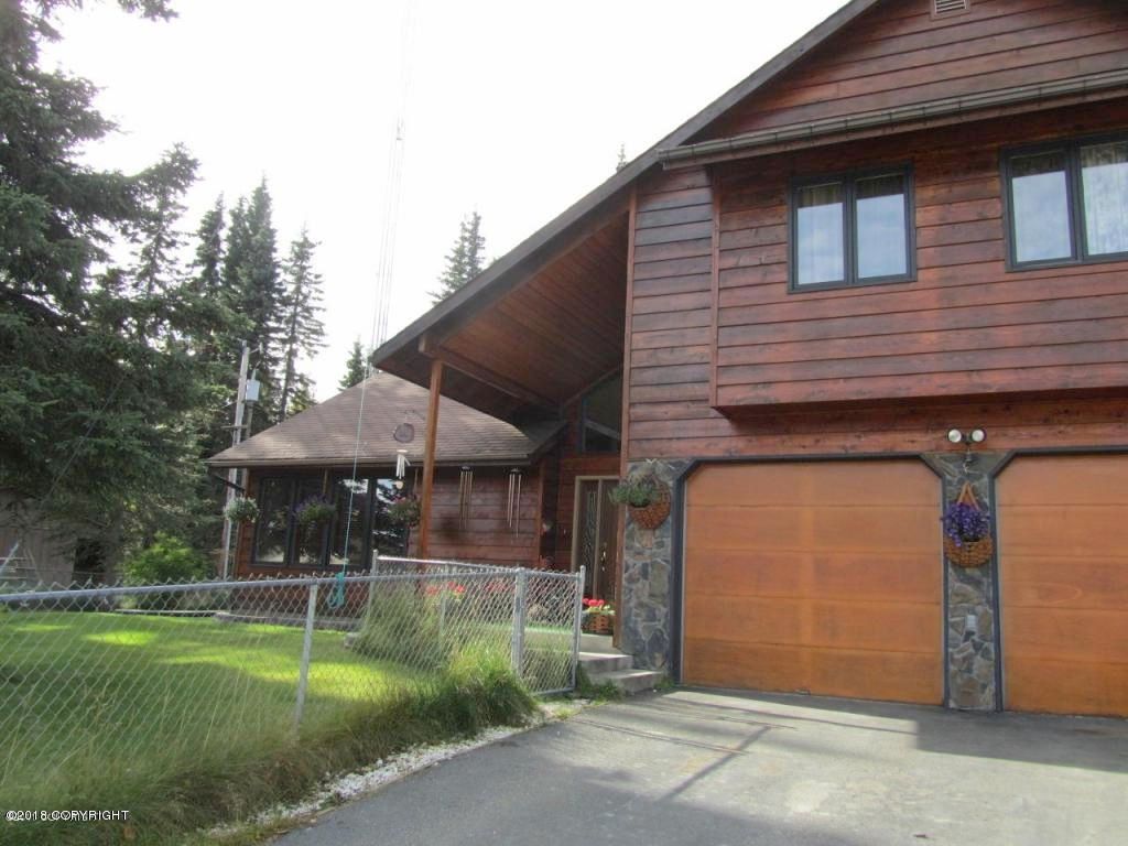 169 N Brentwood St, Soldotna, AK 99669