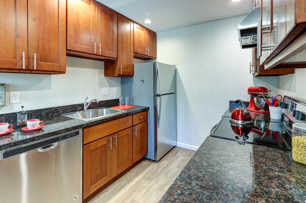 970 Meridian Ave, San Jose, CA 95126
