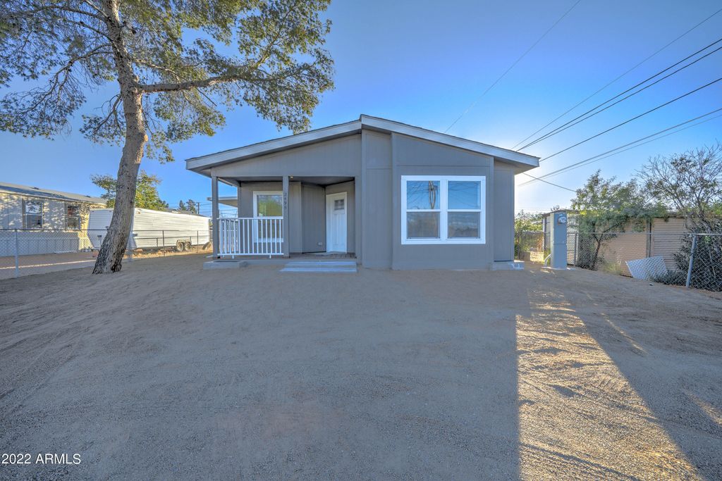 2495 W Tepee St, Apache Junction, AZ 85120