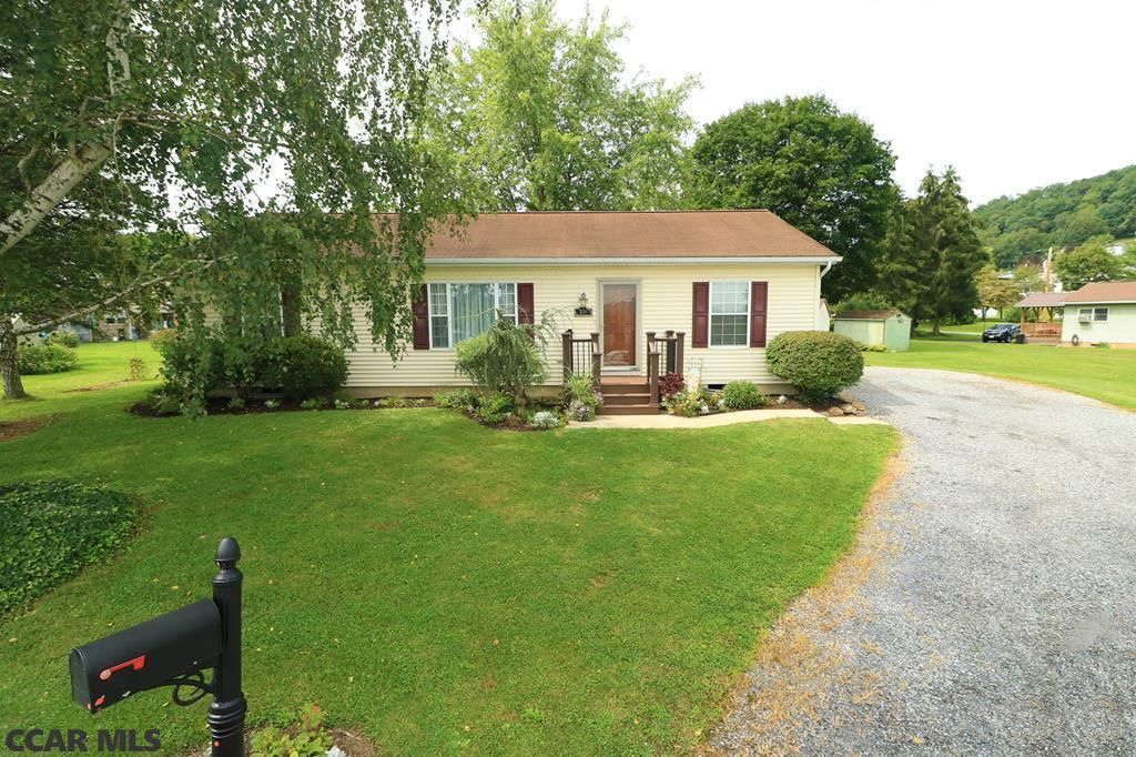 300 2nd St, Bellefonte, PA 16823