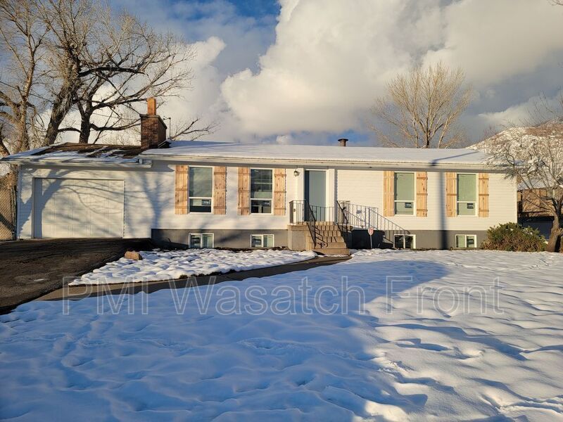 792 W Shepard Ln, Farmington, UT 84025