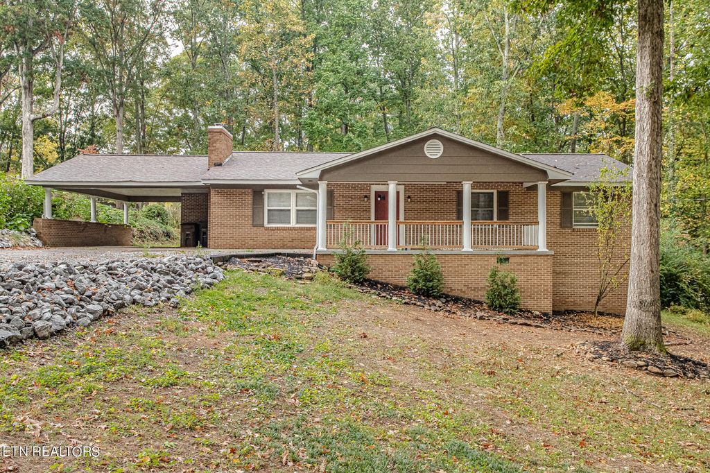 5519 Pinecrest Rd, Knoxville, TN 37912