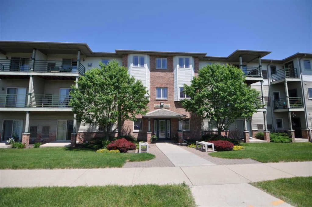 102 Prairie Heights Dr 308, Verona, WI 2 Bed, 2 Bath Condo 54