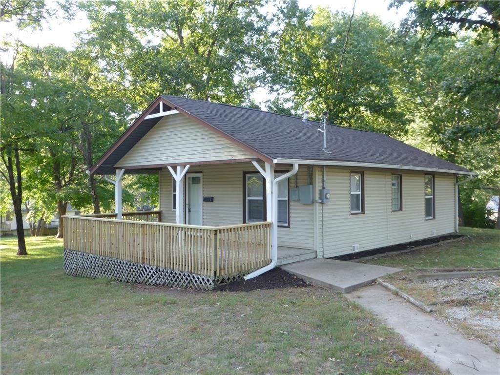 702 E Forest St, Harrisonville, MO 64701 Trulia