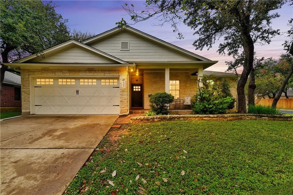 8608 Ganttcrest Dr, Austin, TX 78749