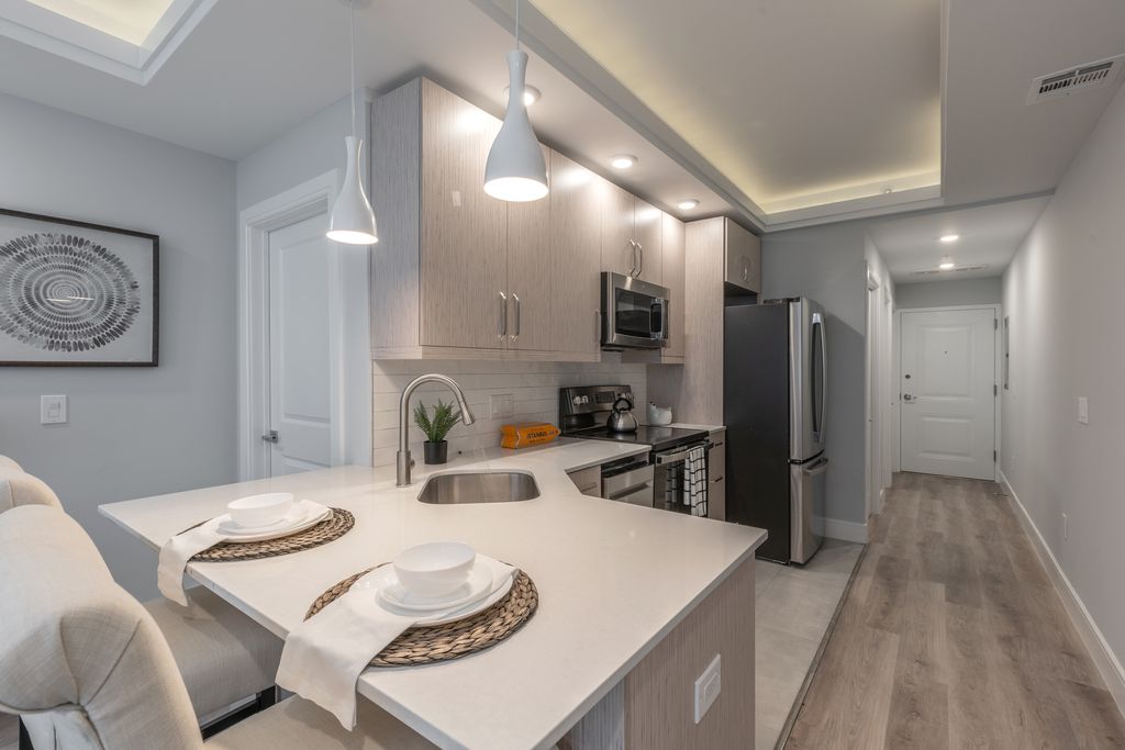 1222 N Marshall St #402, Philadelphia, PA 19122