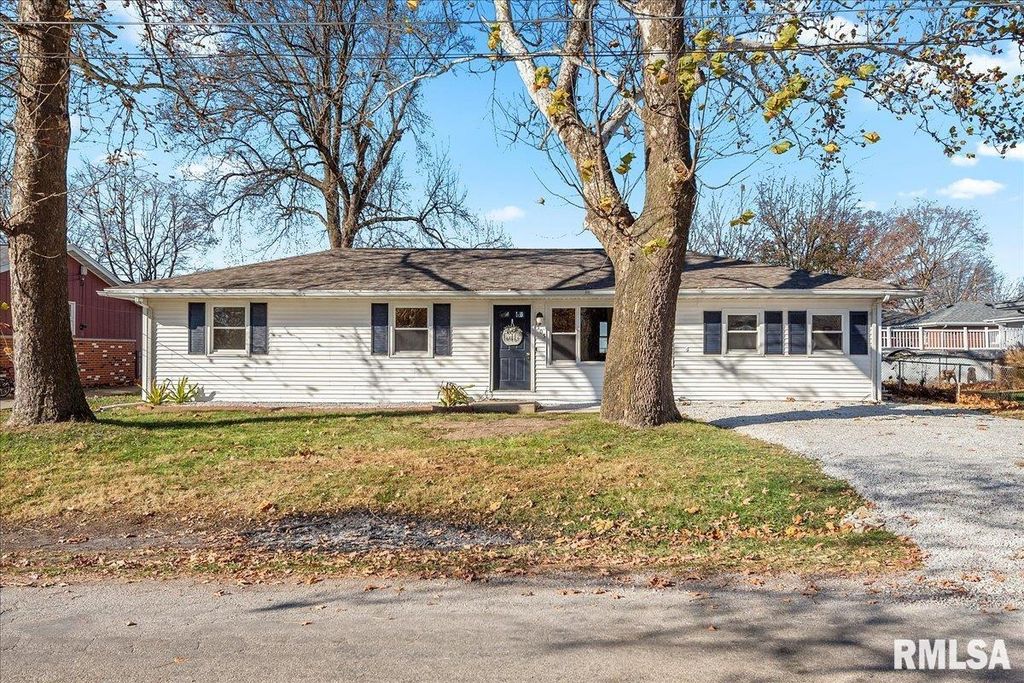 1105 6th St, Pawnee, IL 62558 Trulia