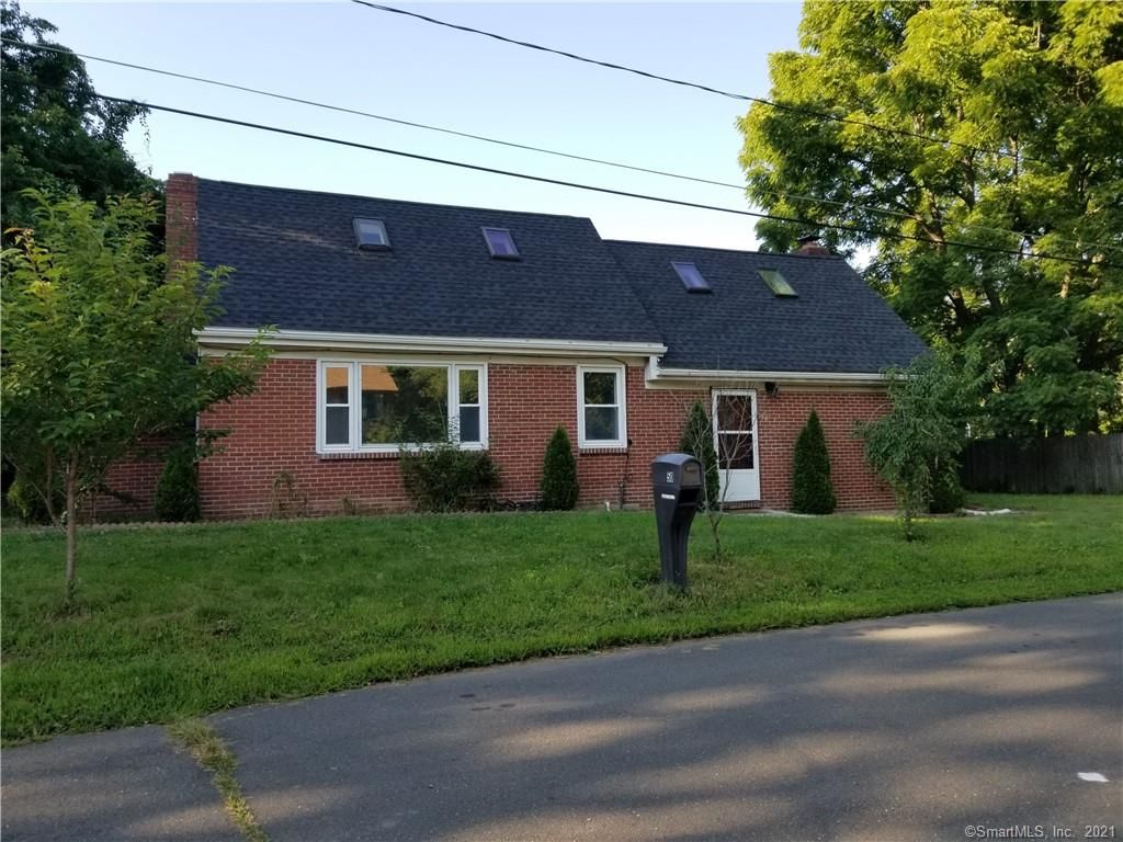 50 Saint Joseph St, Cheshire, CT 06410