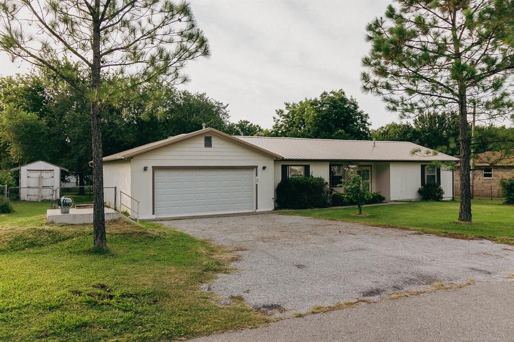137 Dogwood St, Wilson, OK 73463