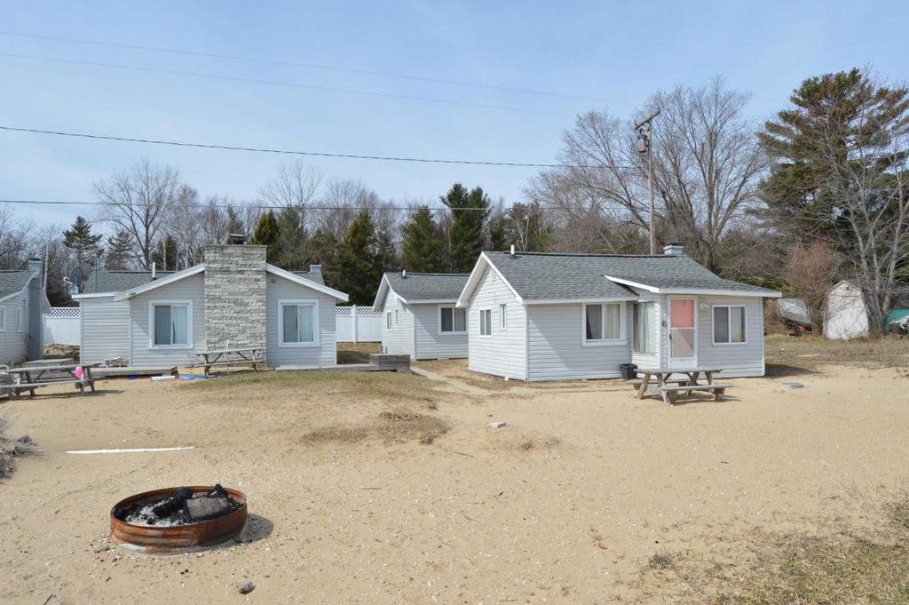 7462 N US 23, Oscoda, MI 48750 Trulia