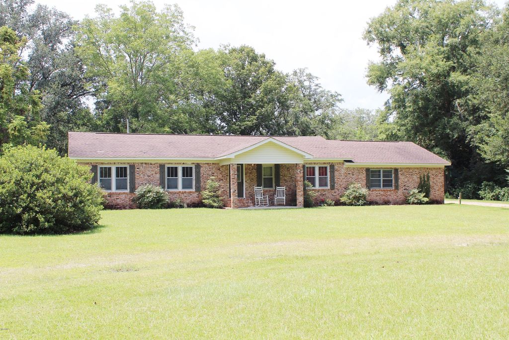 17901 John Cumbest Rd, Moss Point, MS 39562 Trulia