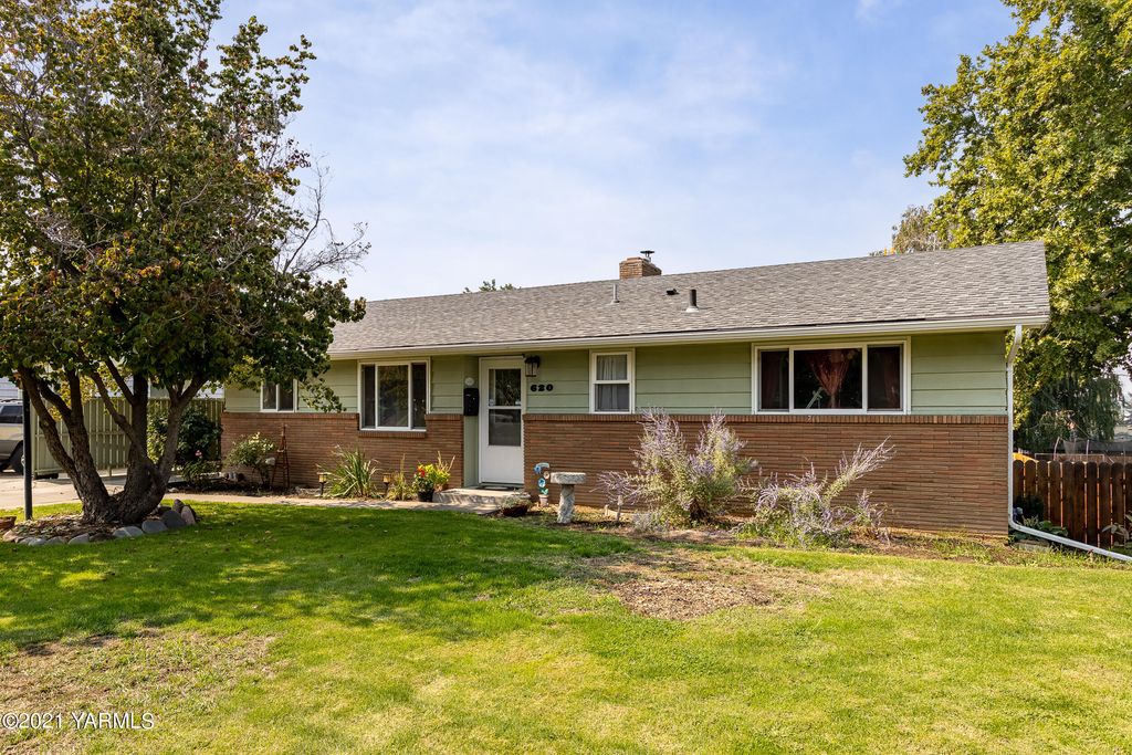 620 S 34th Ave, Yakima, WA 98902