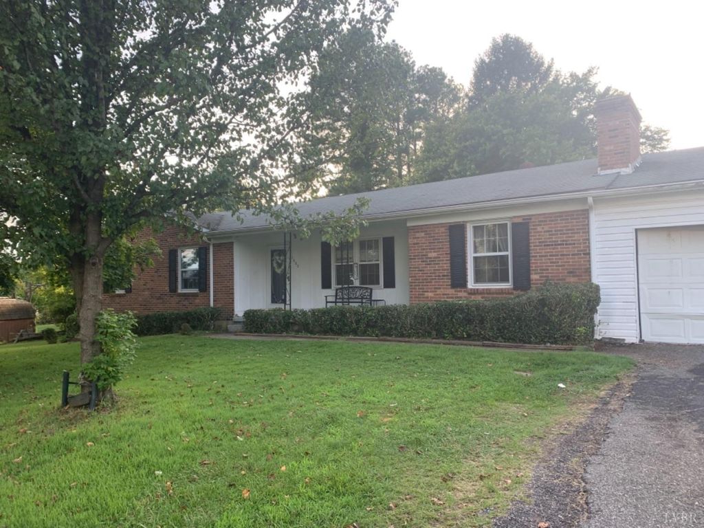 1600 Melinda Dr, Altavista, VA 24517