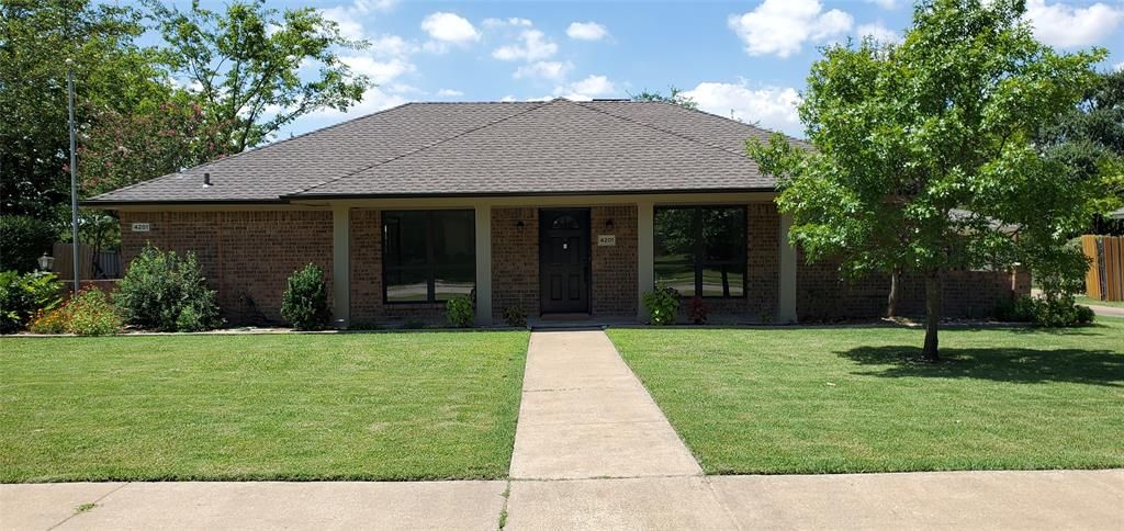 4201 Aspen Dr, Rowlett, TX 75088