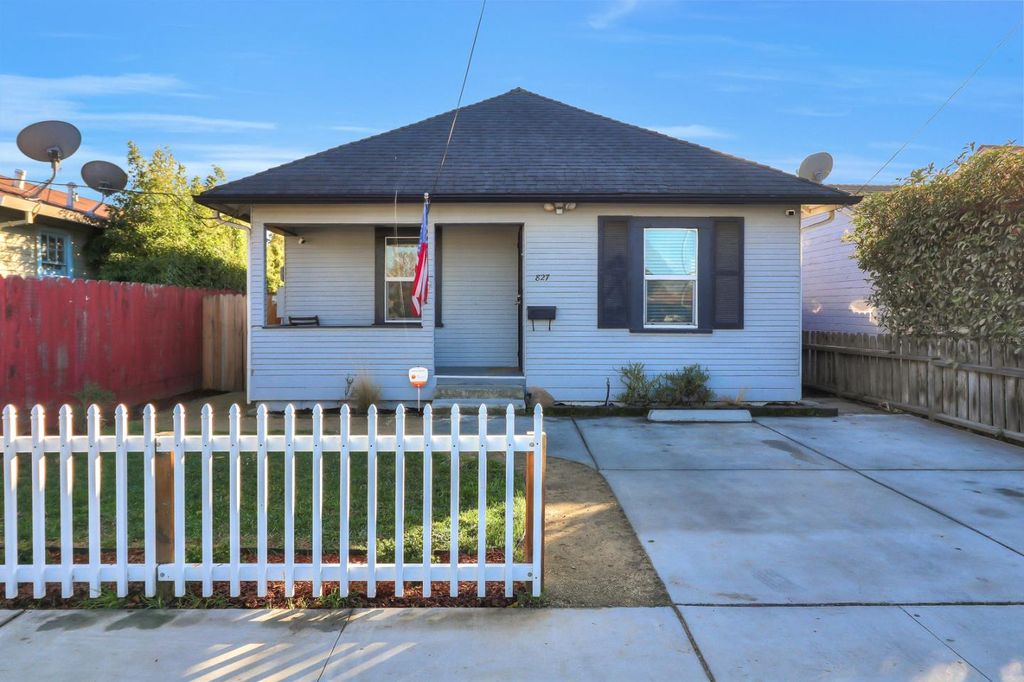 hollister ca homes