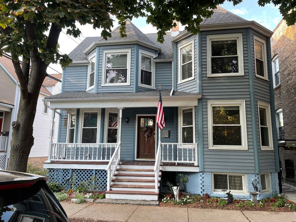 1610 W Carmen Ave, Chicago, IL 60640