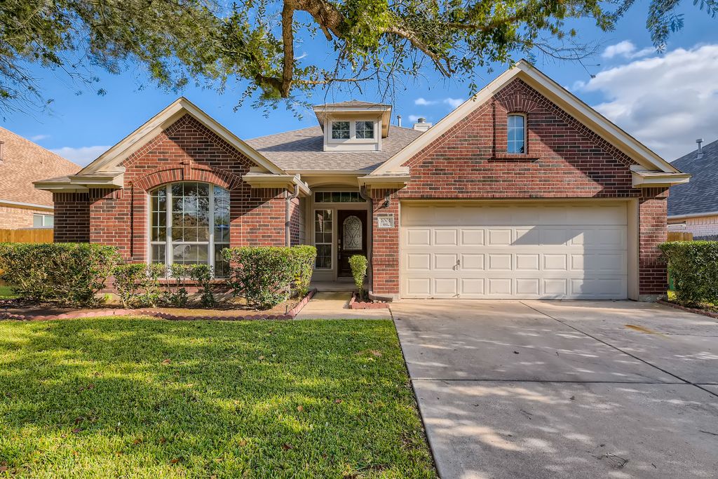1001 Victoria Ridge Dr, Pflugerville, TX 78660
