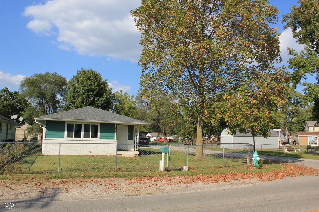 *・＊・* US ZIP Code 46221 - Indianapolis, Indiana Overview and