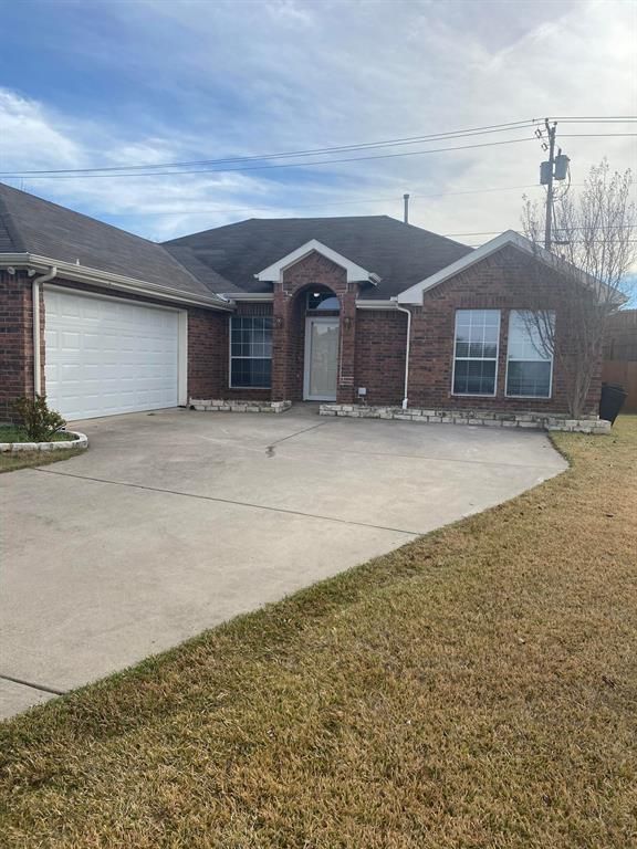 137 Baccus Dr, Mesquite, TX 75150