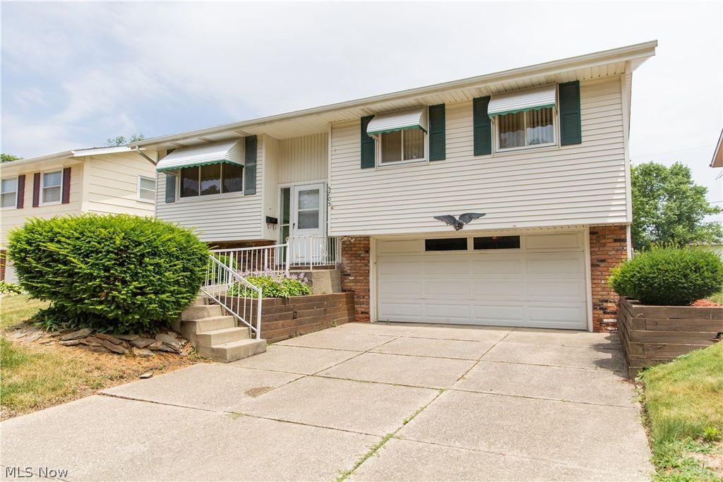 5705 Andover Blvd, Garfield Heights, OH 44125 Trulia