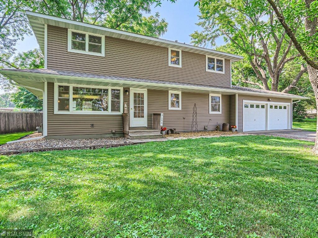 3690 Malcolm Ave, Hastings, MN 55033