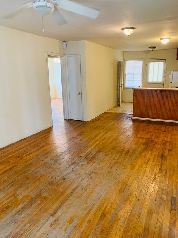 1138 W Chimes St, Baton Rouge, LA 2 Bed, 1 Bath Townhouse 5 Photos