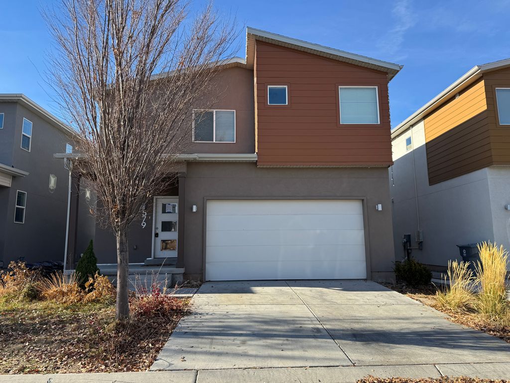 579 N 290 E, Vineyard, UT 84059 | MLS# 2126374 | Trulia, image size:1024x768