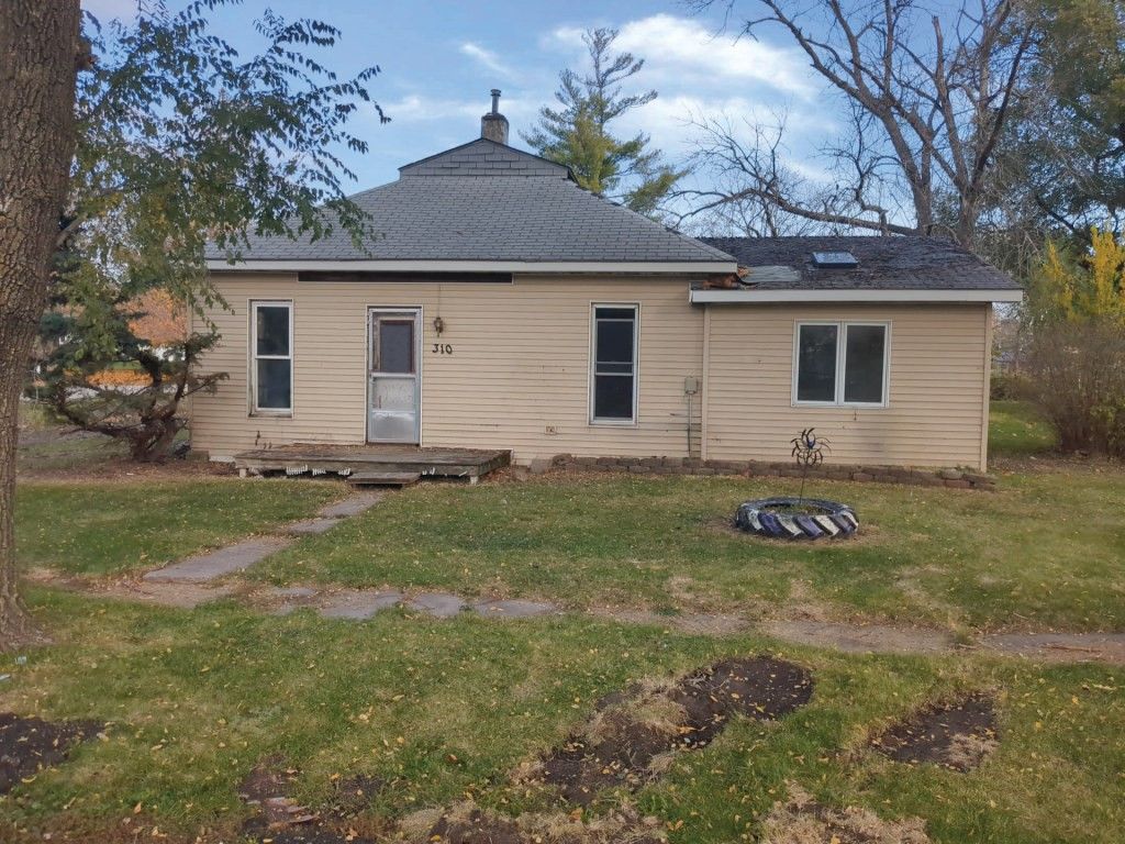 310 W Park St, Ollie, IA 52576 MLS 684622 Trulia