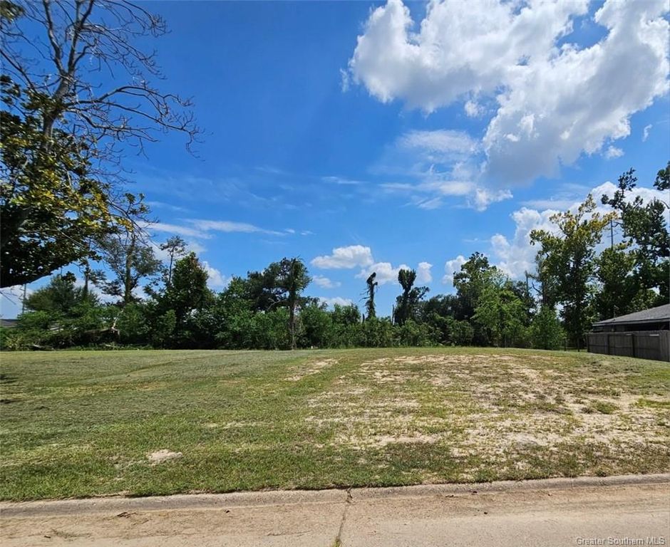 1715 W Wehrt St 1R, Westlake, LA 70669 MLS SWL24003528 Trulia