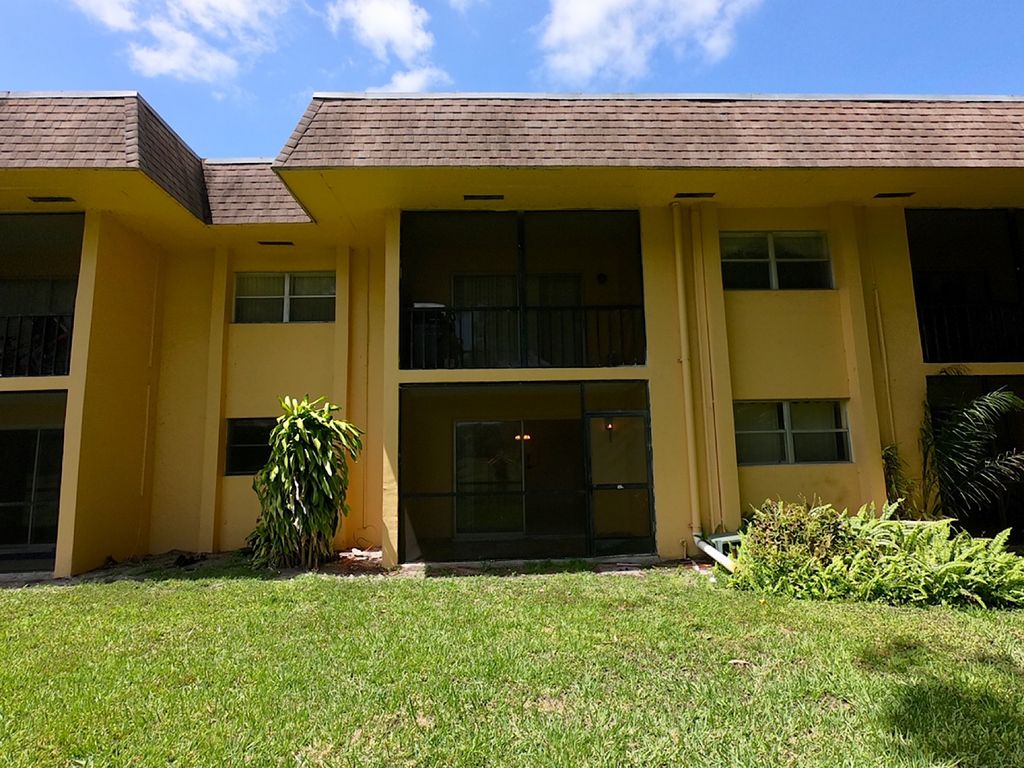 7831 Colony Cir N #103, Tamarac, FL 33321