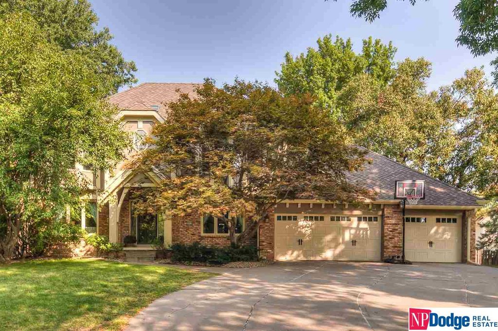 16510 Spring Cir, Omaha, NE 4 Bed, 4 Bath SingleFamily Home Trulia