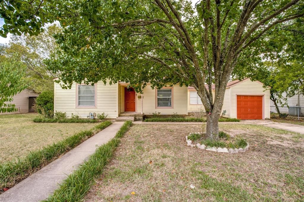 218 Hamilton St, Duncanville, TX 75116
