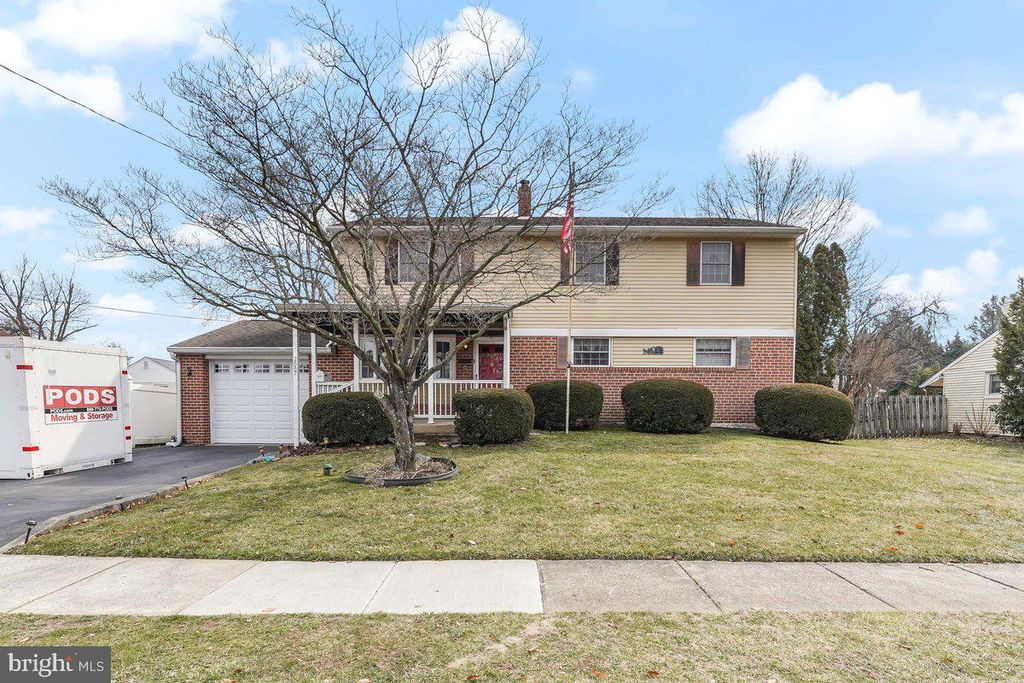 2687 Bancroft Dr, Aston, PA 19014 See Est. Value, Schools & More