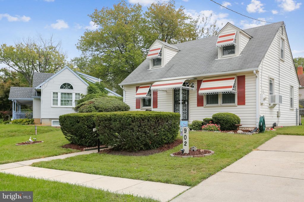 902 Lewis Ave, Rockville, MD 20851
