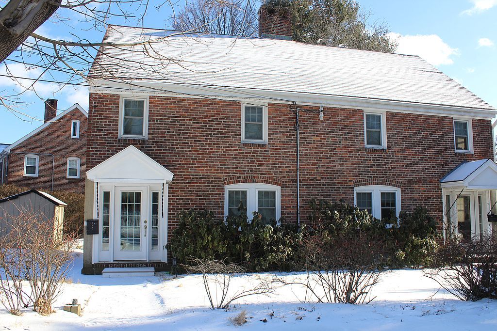 4 Saco St, Newton, MA 02464