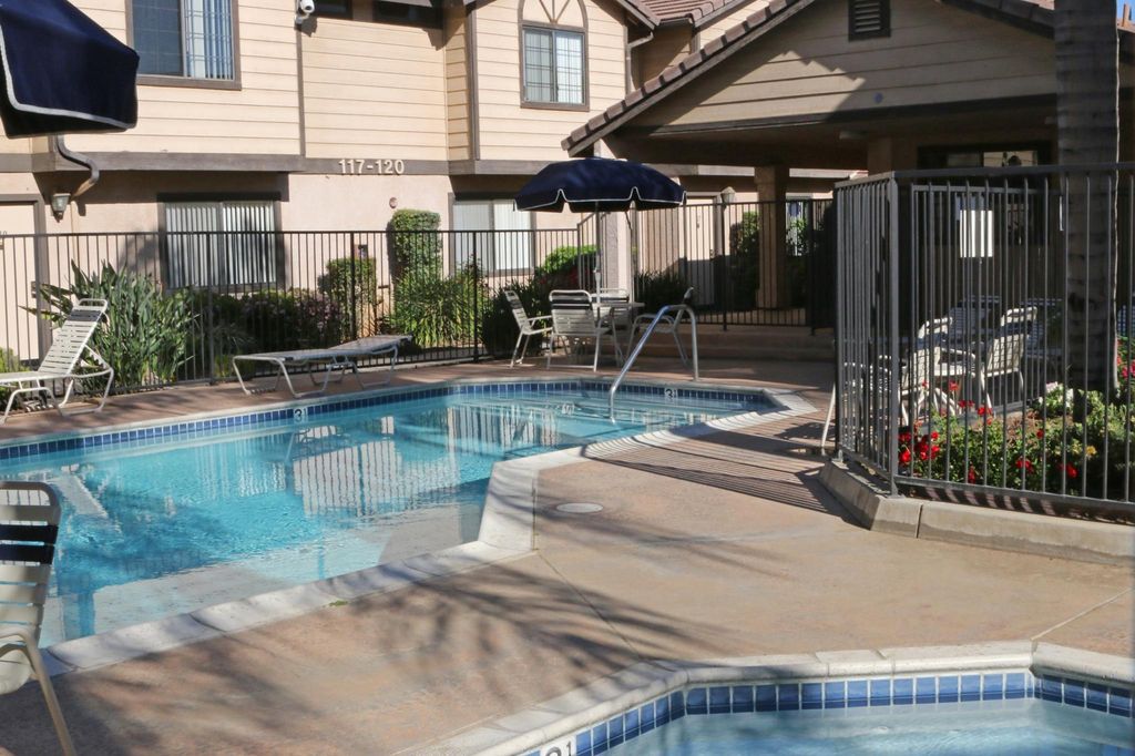 2 apartment homes for sale in kenmount terrace
