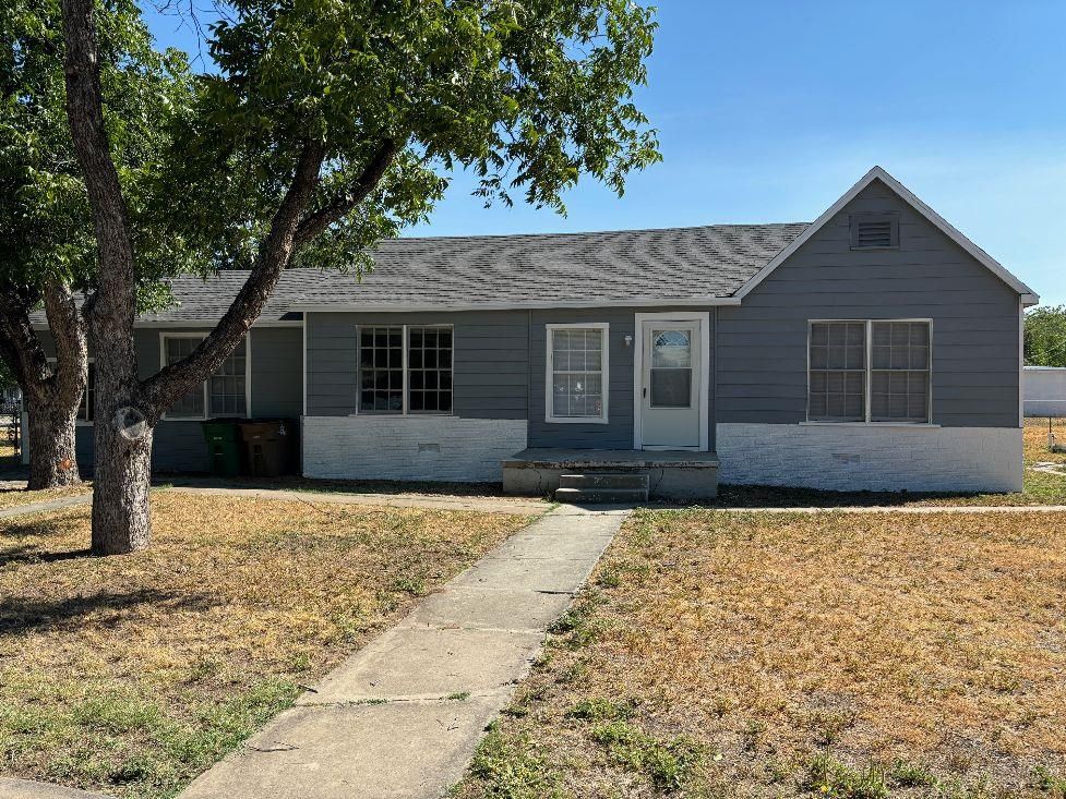 214 Lipan Dr, San Angelo, TX 76903 SingleFamily Home for Sale MLS
