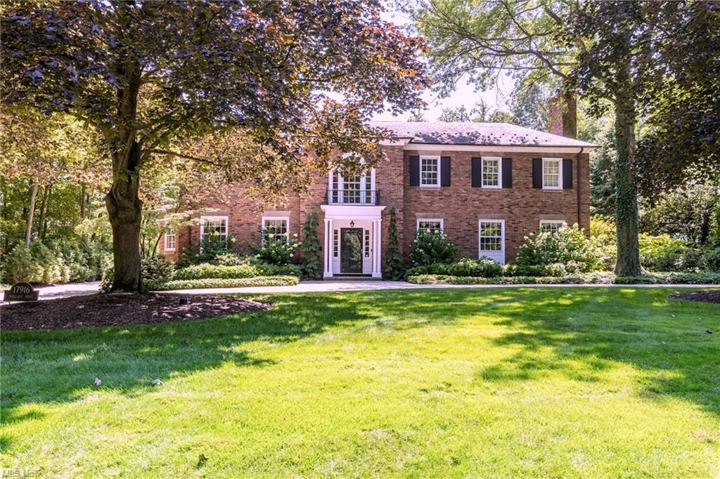 17916 Parkland Dr, Shaker Heights, OH 44122