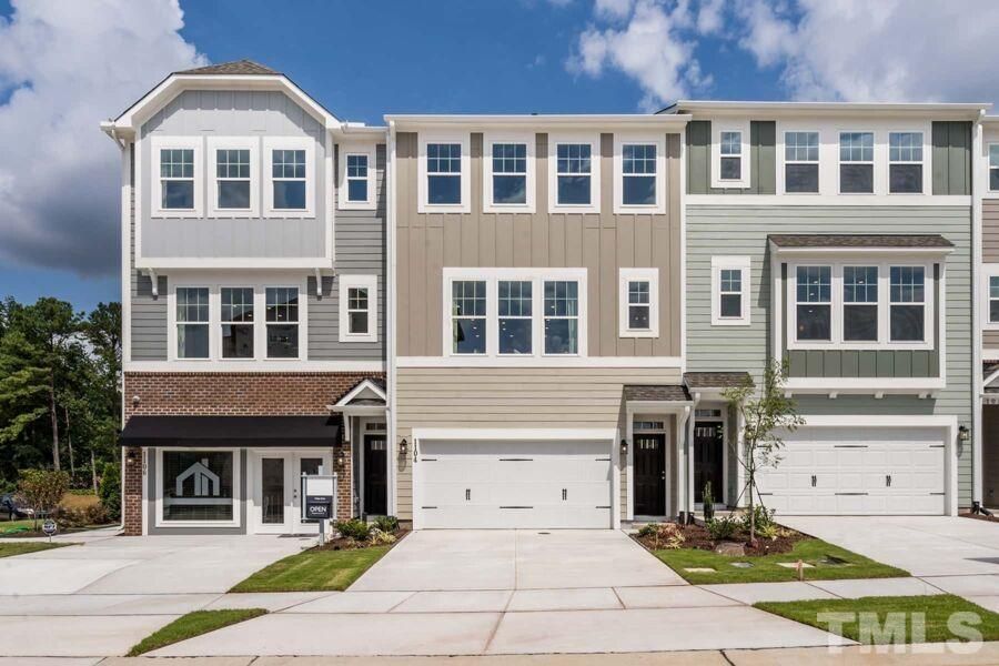 1117 Commack Dr, Durham, NC 27703