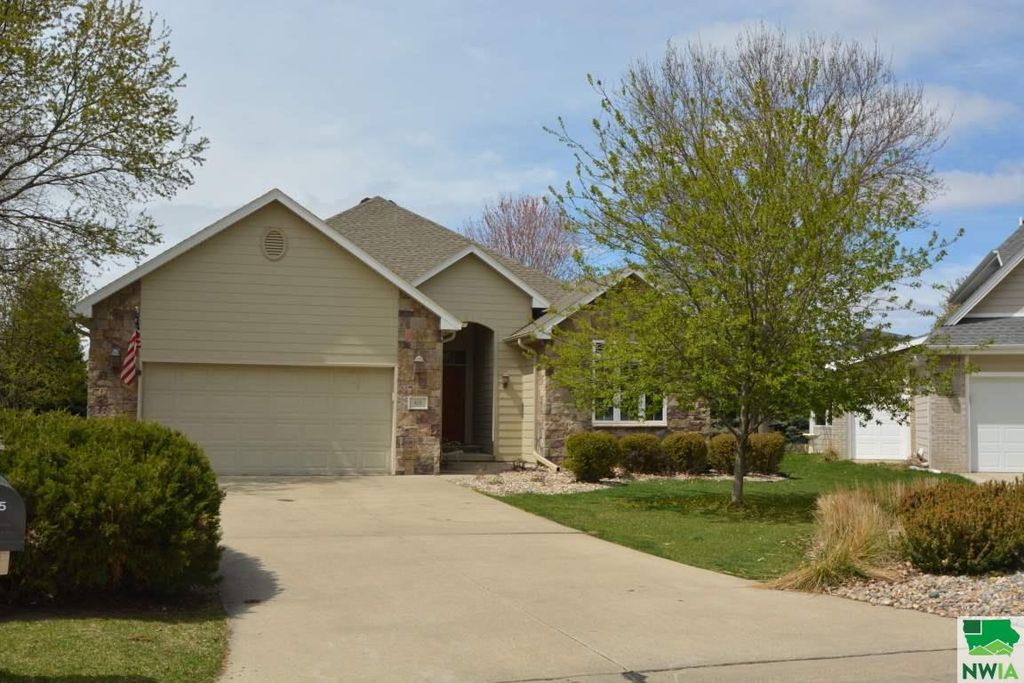 415 N Royal Troon Dr, Dakota Dunes, SD 57049 Trulia