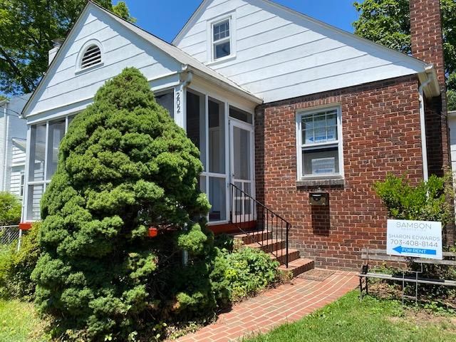 202 E  Spring St, Alexandria, VA 22301