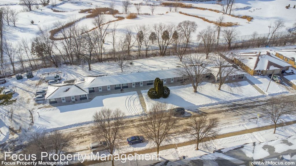 1031 Hunt Ave, Neenah, WI 54956