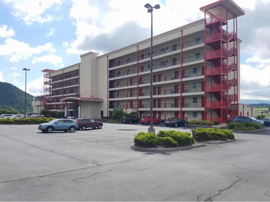 210 Raceday Center Dr, Bristol, TN 37620 Trulia