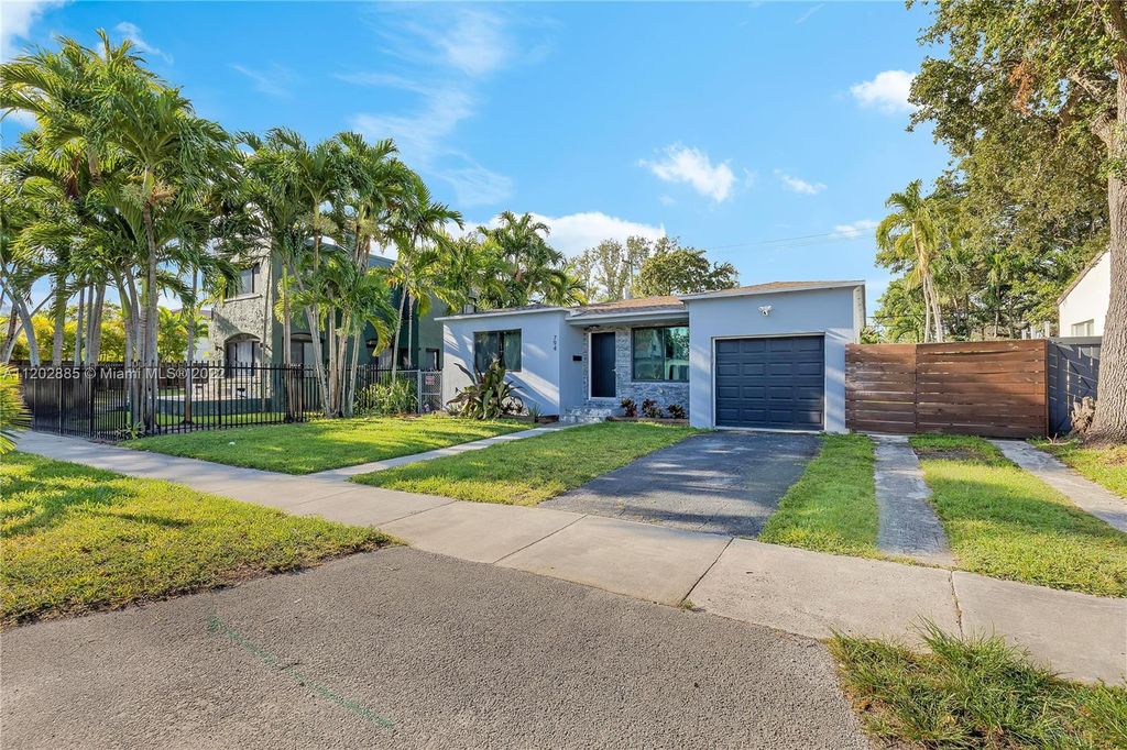 794 NE 81st St, Miami, FL 33138